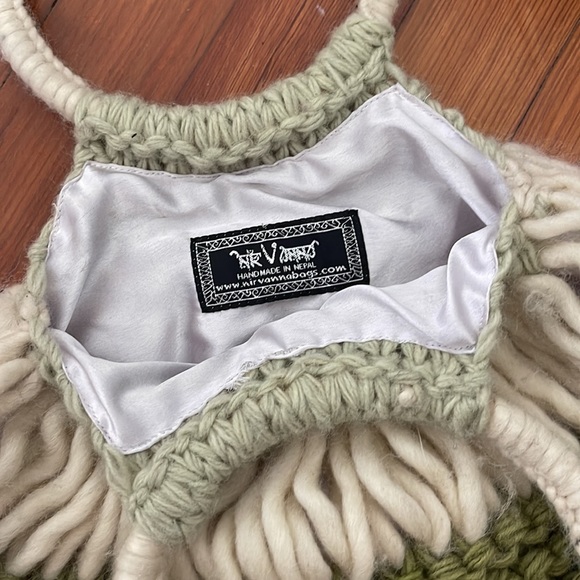 Handmade Knit Purse from Nepal - Picture 2 of 3